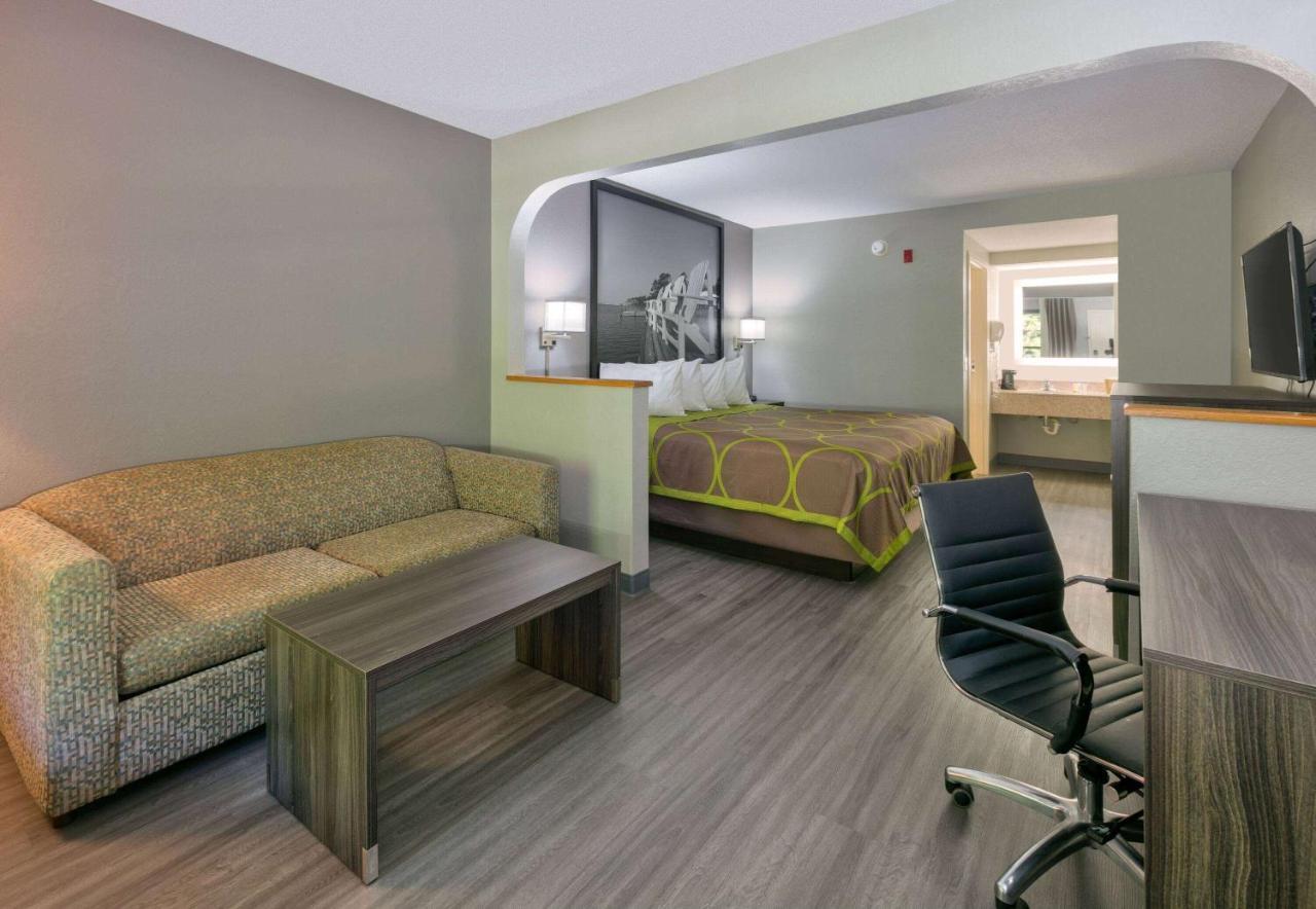Super 8 By Wyndham Diberville Biloxi Area Exteriér fotografie